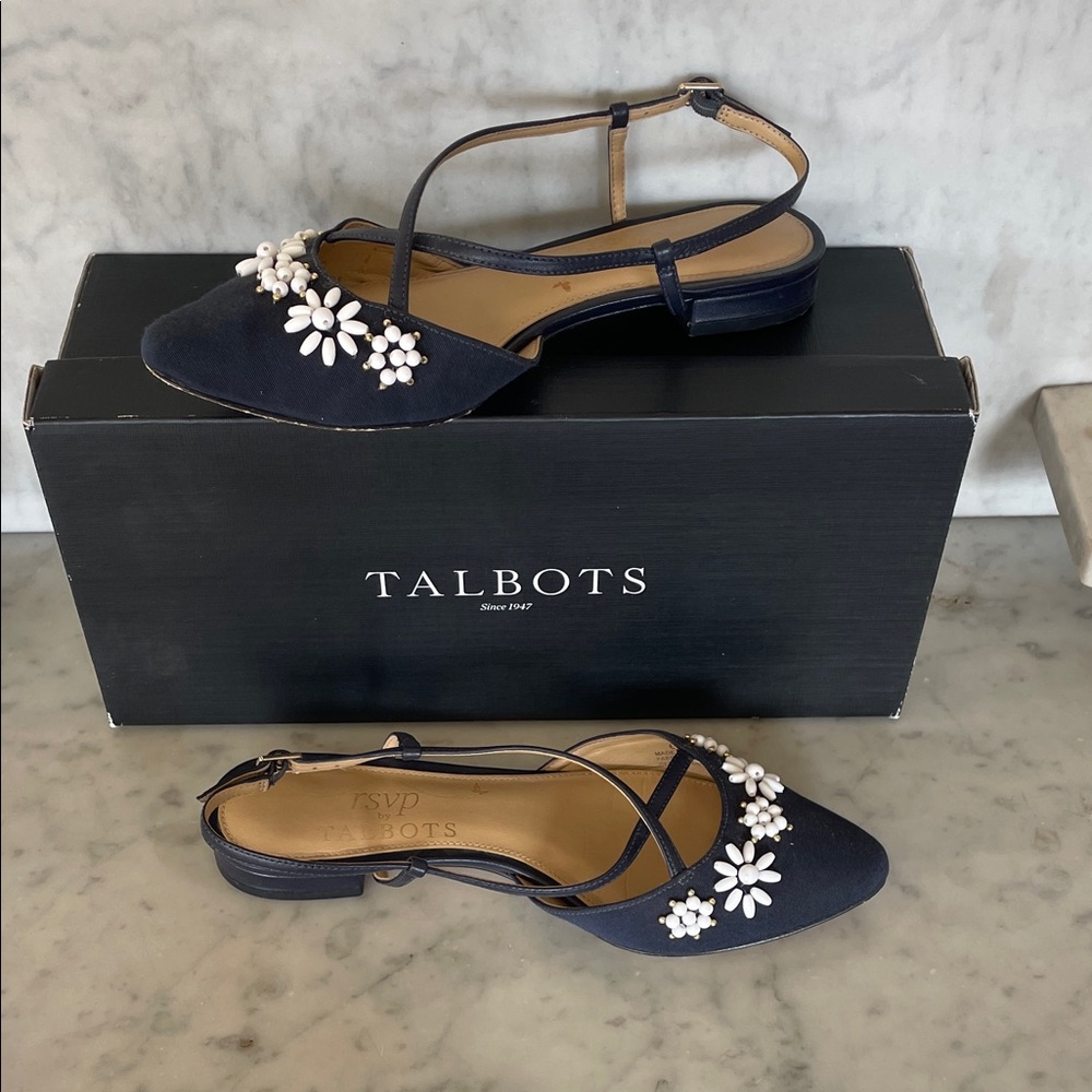 TALBOTS Edison Criss Cross Indigo Blue Flats with White Floral Bead Accent 6M